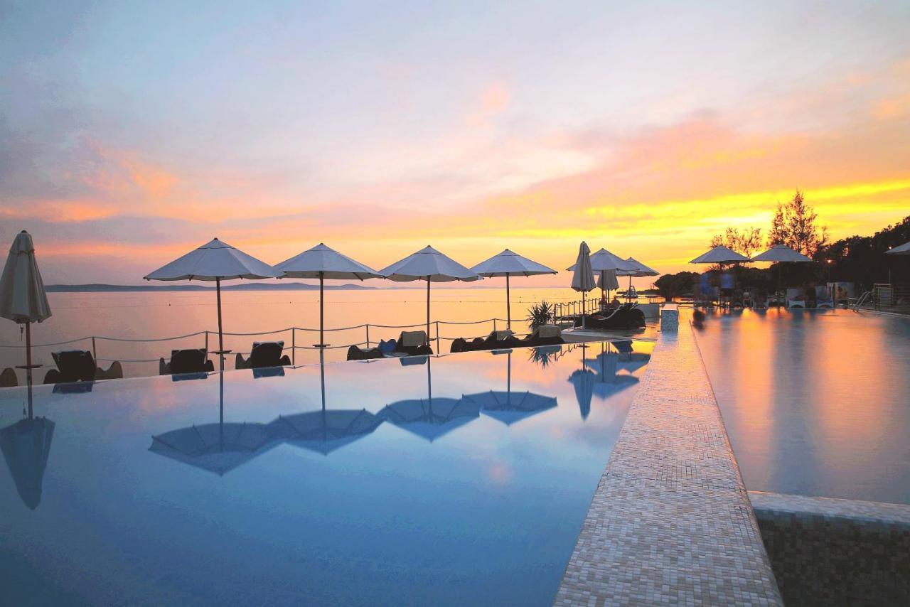Sunnyside Apartments Resort Petrcane Ngoại thất bức ảnh