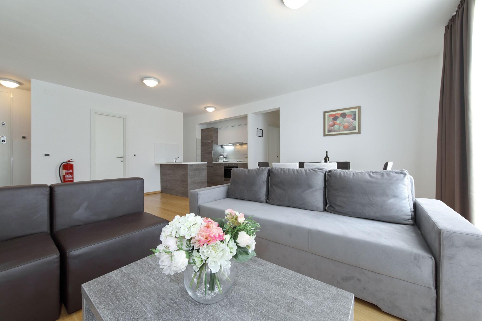 Sunnyside Apartments Resort Petrcane Ngoại thất bức ảnh
